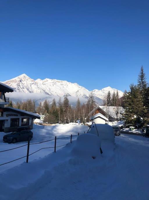 Apartament Etra Close To Piste Oulx Екстериор снимка